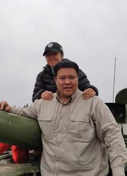 《地球之极侣行》精彩片段