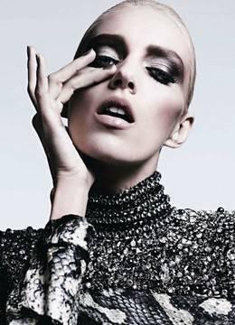 为你靓装-特效化妆师姐妹篇